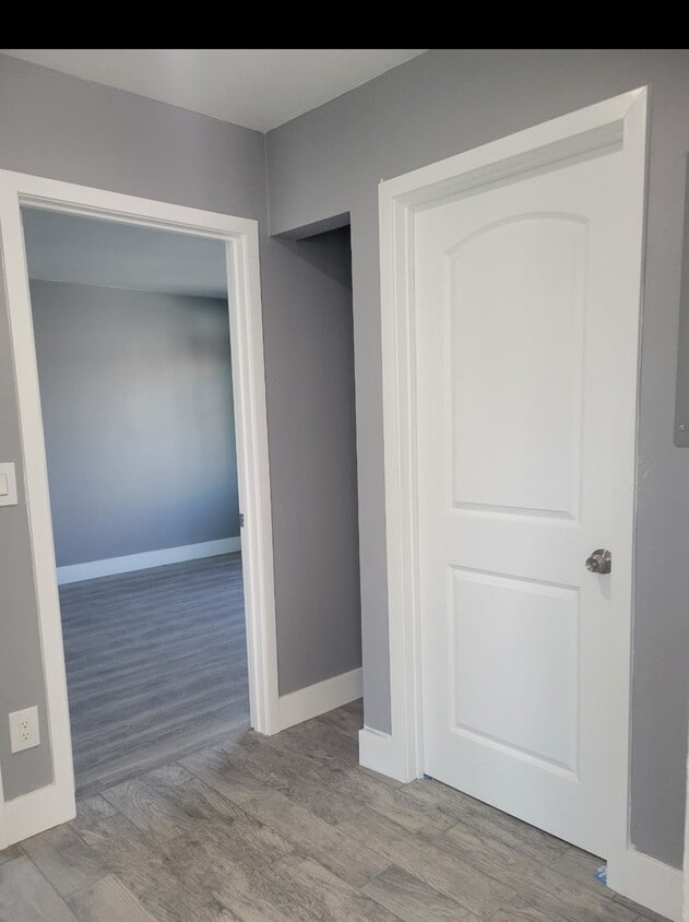 Building Photo - 6 Willard Ave