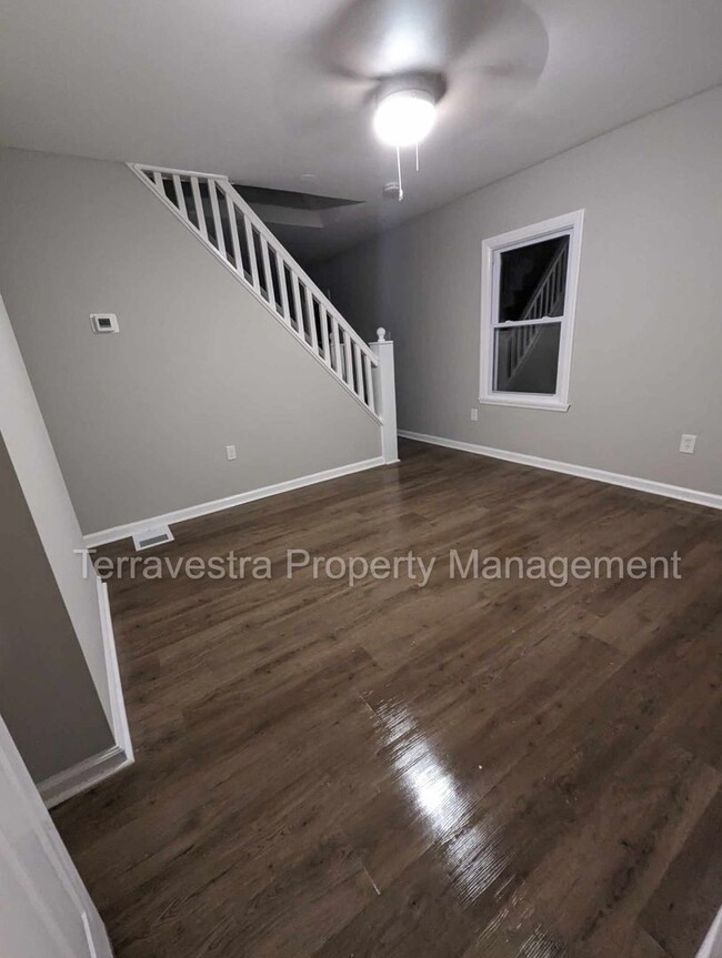 Foto del edificio - 304-306 Powell St