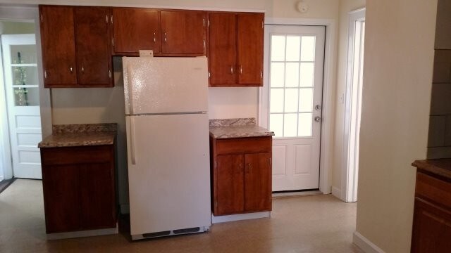 Primary Photo - 1 Pershing Ave