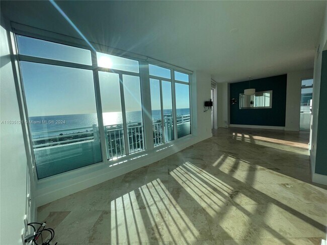 Building Photo - 7600 Collins Ave