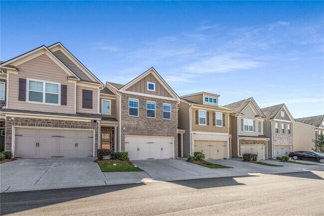Building Photo - 7673 Squire Ct