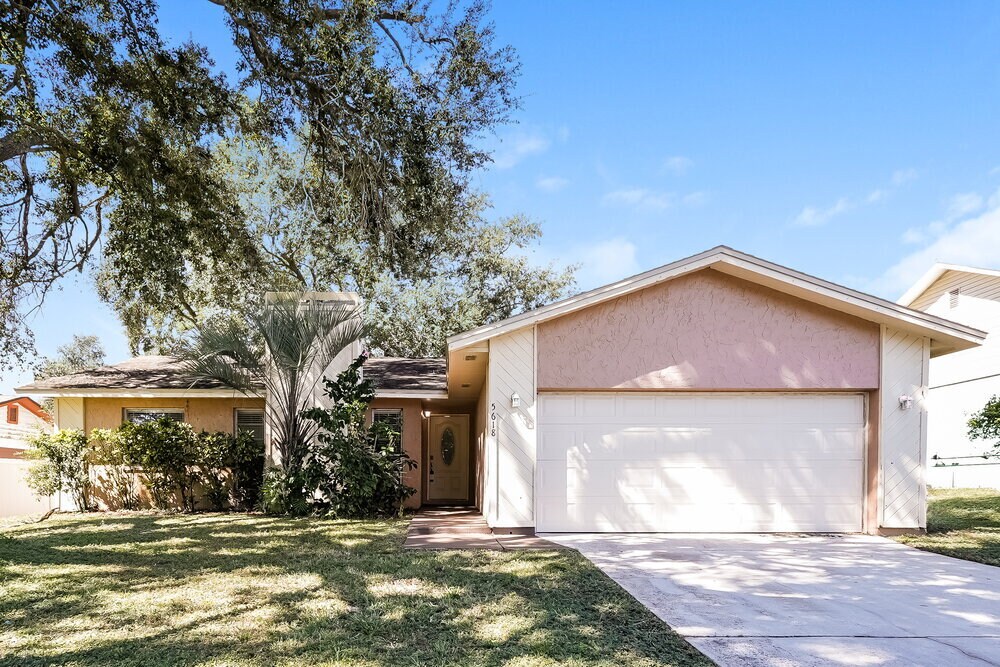 Foto principal - 5618 El Dorado Ave