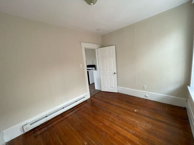 Building Photo - 79 N Margin St
