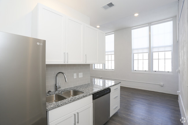 Interior Photo - Broadway Lofts