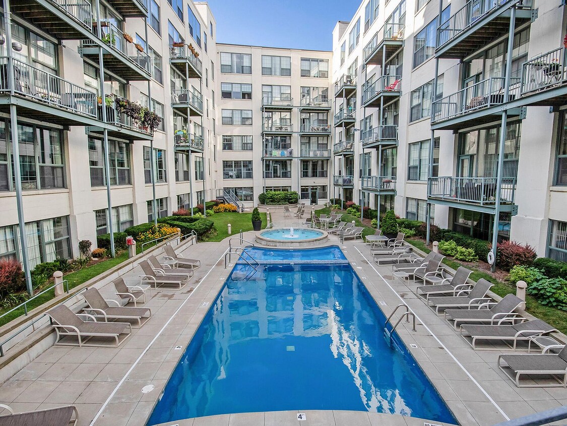 940 Monroe Ave NW Unit 322, Grand Rapids, MI 49503 Condo for Rent in