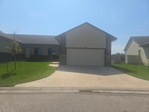 Building Photo - 12817-12819 E Timber Lake Ct