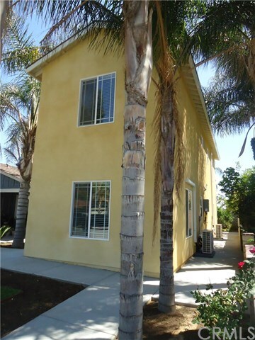 Building Photo - 6156 De La Vista