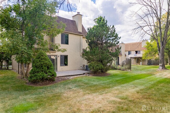 Foto del edificio - 31 Gate House Ln