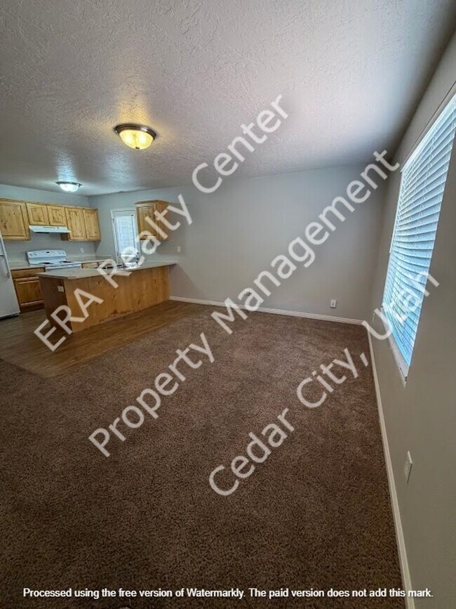 Foto del edificio - 3 bed 2 bath - Twin Home