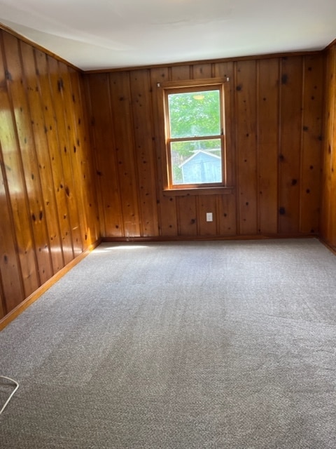 Bedroom - 104 W Hembree St