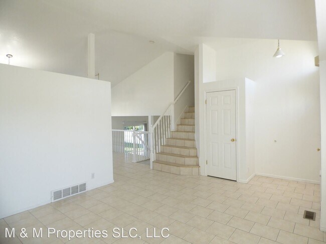 Building Photo - 4 br, 2.5 bath House - 6271 S Wakefield Wa...