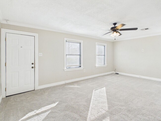 Foto del edificio - 1307 NW Maple Ave