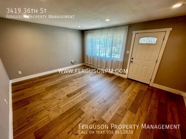 Building Photo - Beautifully Updated Four Bedroom Home in O...