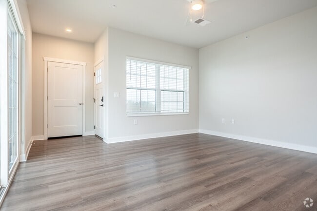 1BR, 1BA - 832SF - Living Room - Heyday Sun Prairie