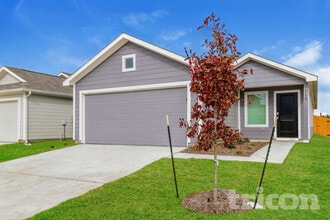 Building Photo - 112 Cornstalk Ln