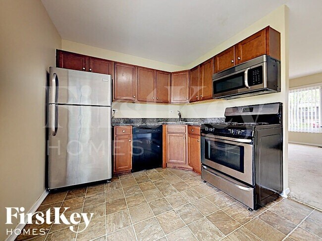 Foto del edificio - 6933 Hemlock St