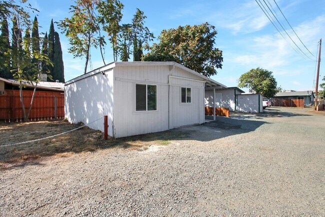 Foto del edificio - Wonderful 2 Bedroom Home