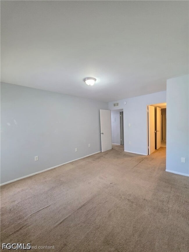 Building Photo - 1849 Maravilla Ave
