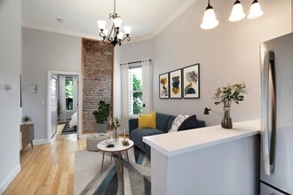 Building Photo - 132 Lincoln St