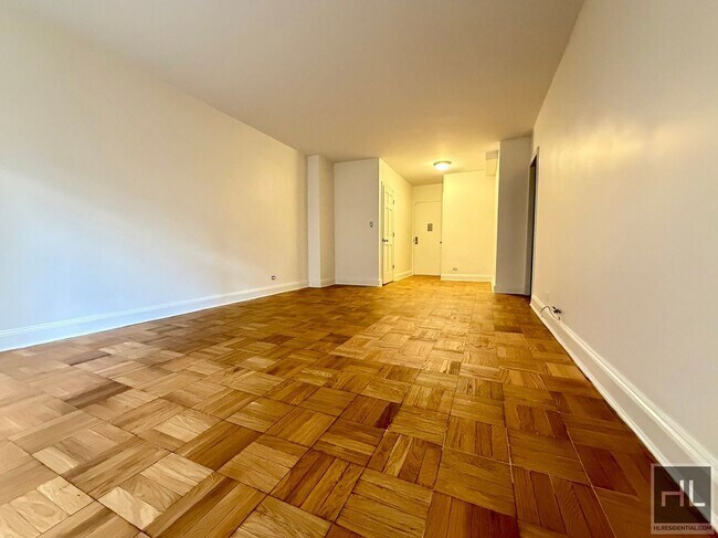 Foto del edificio - EAST 55 STREET