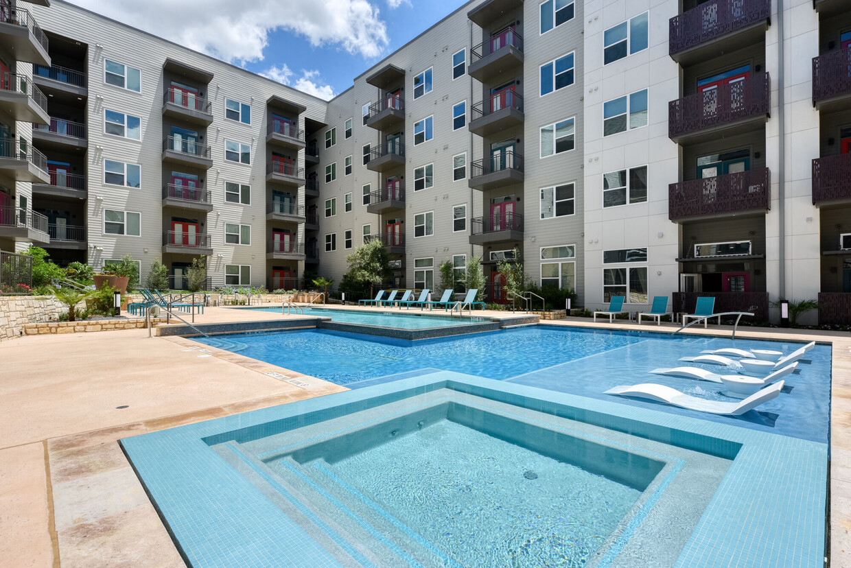 Encore Grayson - Apartments in San Antonio, TX | Apartments.com