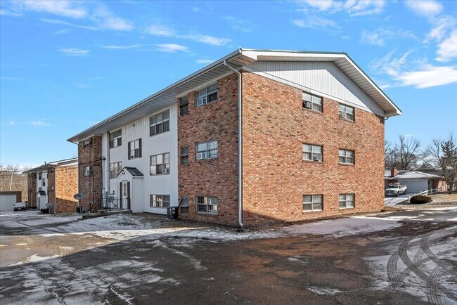 Foto del edificio - 105 S Elder Ln