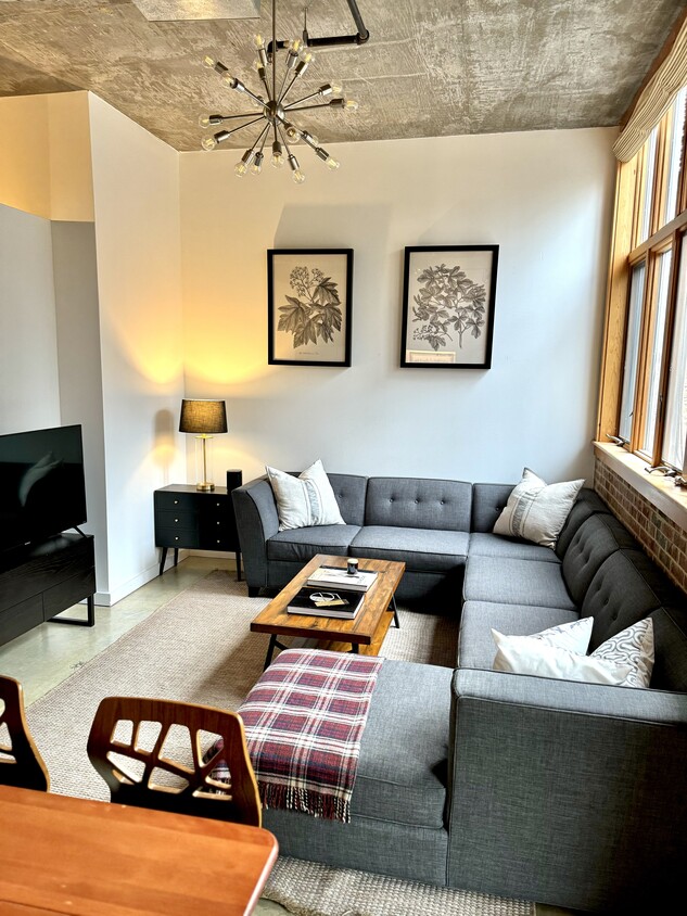 Photo - 640 Glen Iris Dr NE (Atlanta, GA)