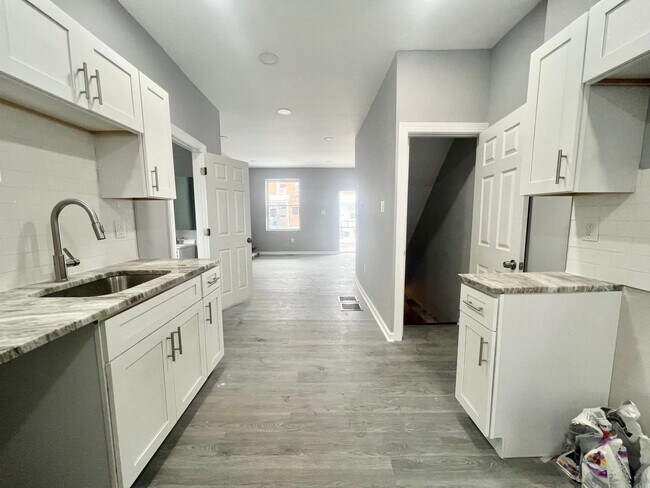 Building Photo - Anika Homes 3 Bedroom