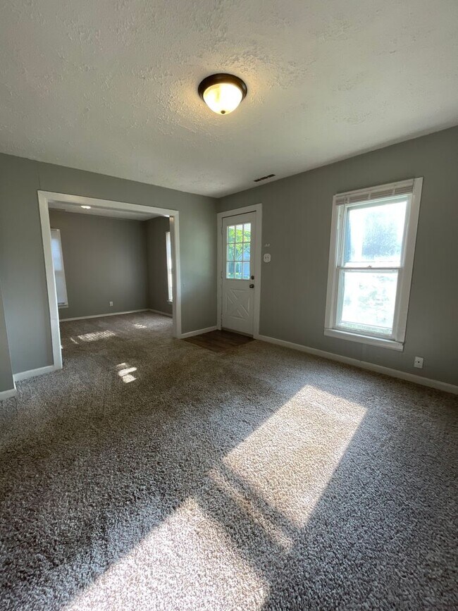 Foto del edificio - 717 East St