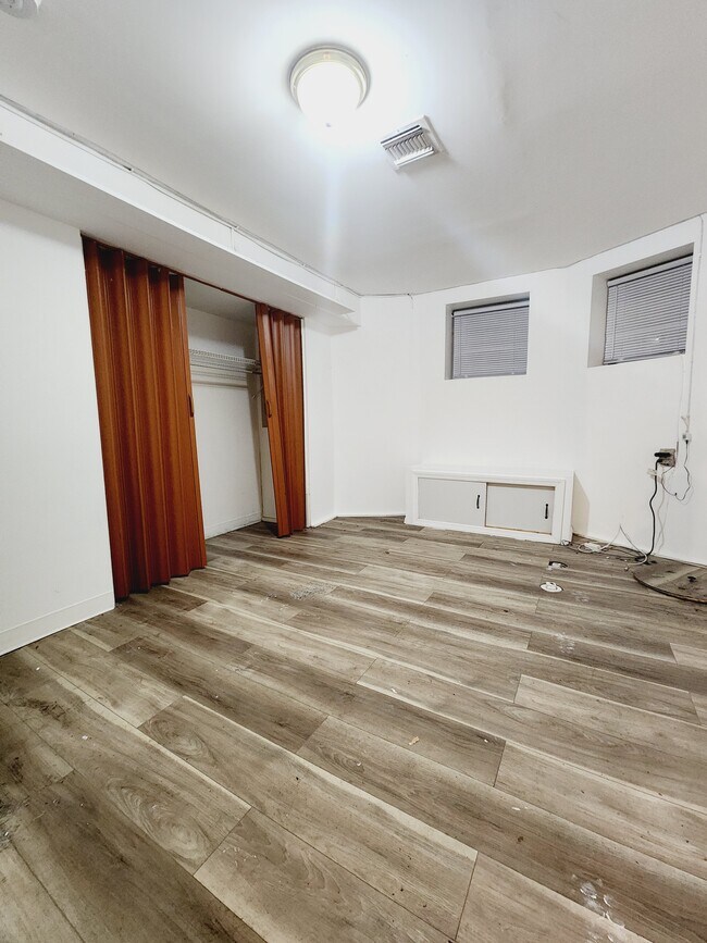 21 Bostwick Ave Unit Basement, Jersey City, NJ 07305 Apartments in