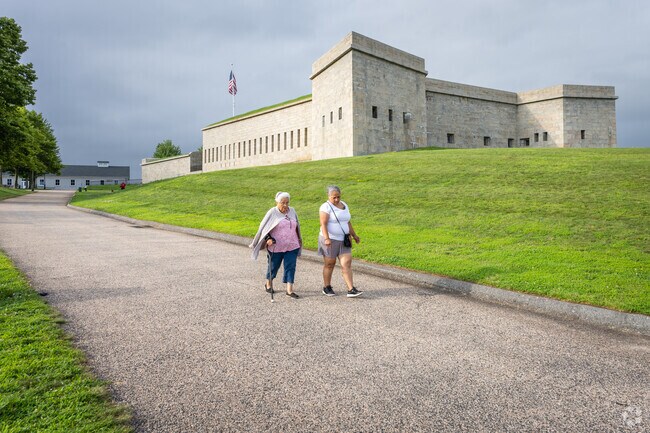 Experience a refreshing walk with bay views at Fort Trumbull State Park