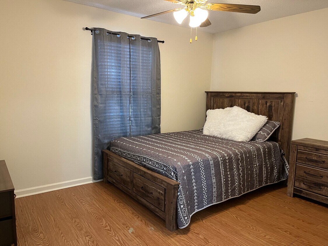 547 Collinsford Rd, Tallahassee, FL 32301 Townhome Rentals in Tallahassee FL