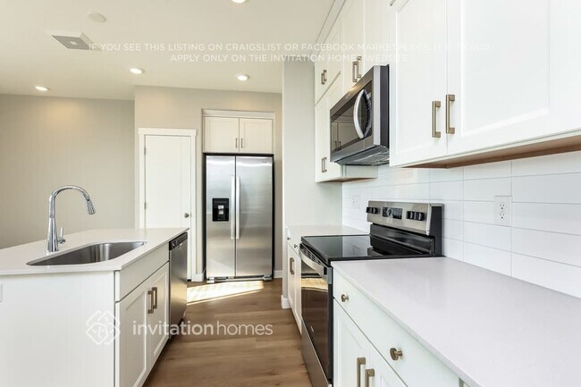 Foto del edificio - 6051 Lower Brk Ln