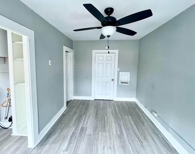 Foto del edificio - 217 Lotus St