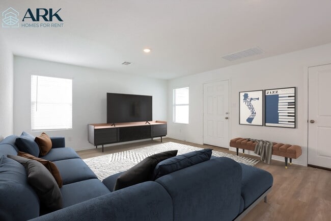 Building Photo - 14014 White Water