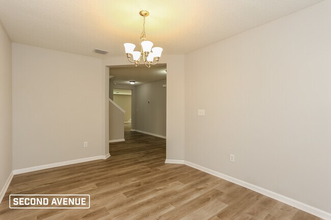 Building Photo - 15886 Hutton LN