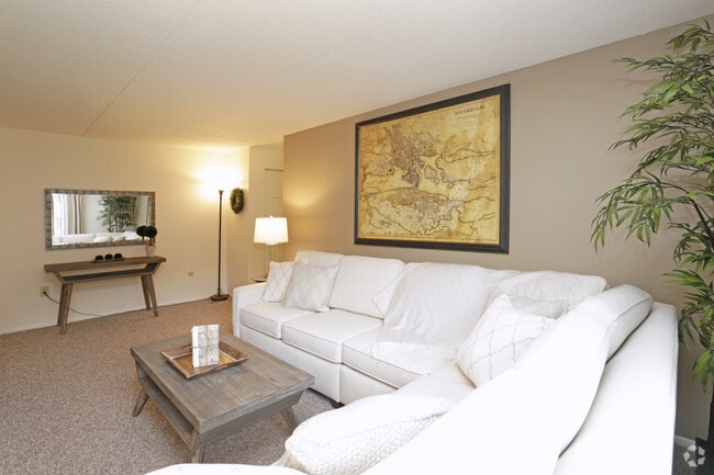 2BR - Living Room - Tanglewood Apartments