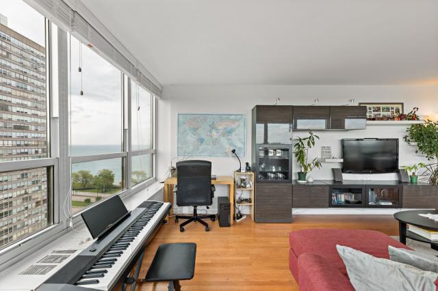 Foto del edificio - 2 bedroom in Chicago IL 60615