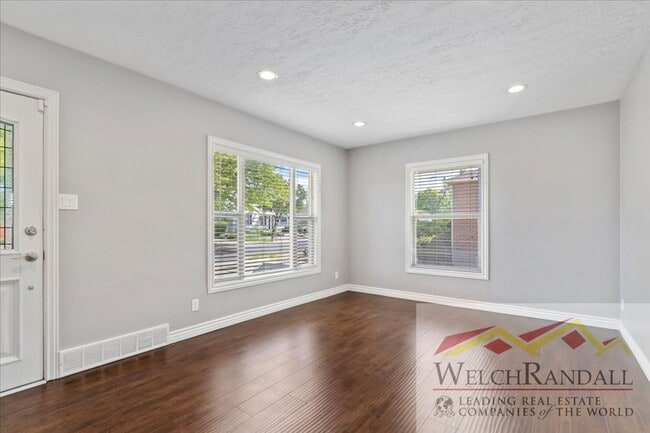 Building Photo - Amazing Single-Family Home in Salt Lake City