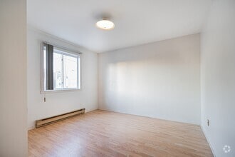 Building Photo - 72 Rue de la Visitation