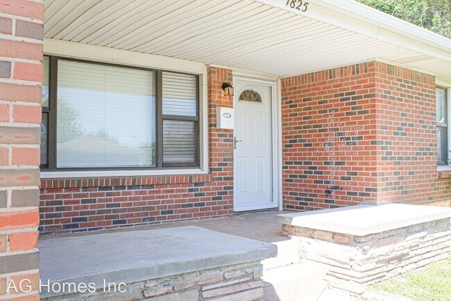 Foto del edificio - 4 br, 1 bath House - 1825 Corrine Drive