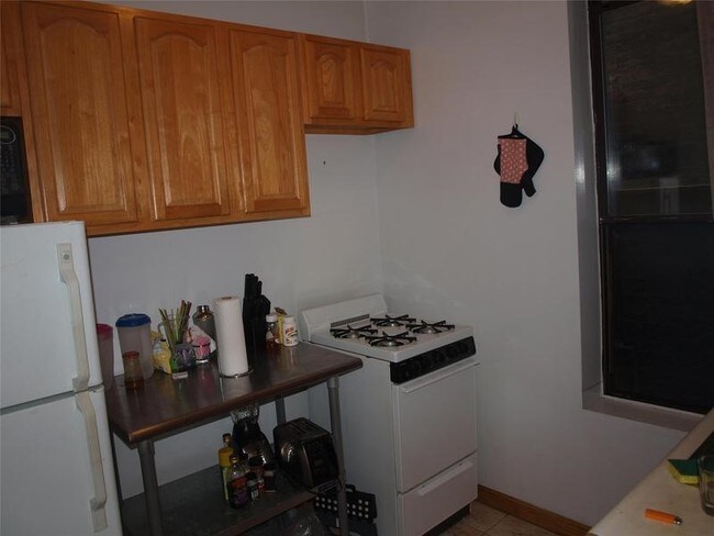 Kitchen - 53 Second Ave