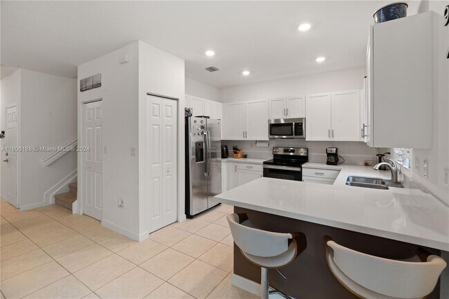 Foto del edificio - 11025 W 33rd Way