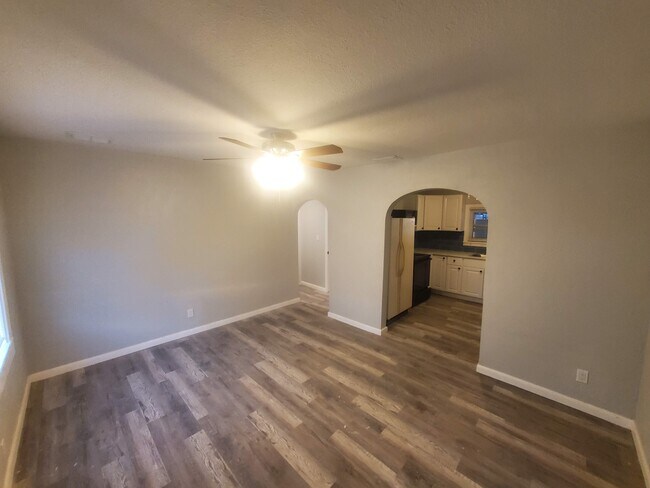 Foto del edificio - 4721 23rd St N