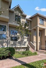 Building Photo - 562 Lambert Terrace