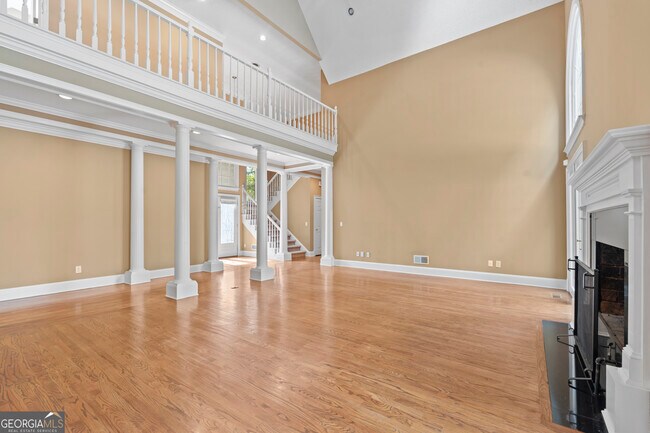 Foto del edificio - 235 Smokerise Trce