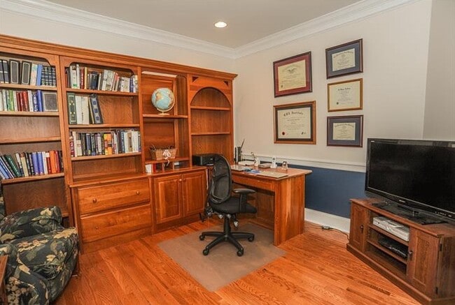 Foto del edificio - 606 Winston Ln
