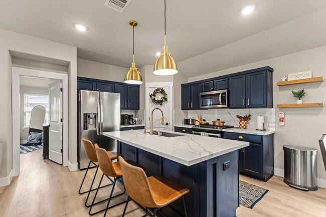 Building Photo - 21627 Calico Bush Trail