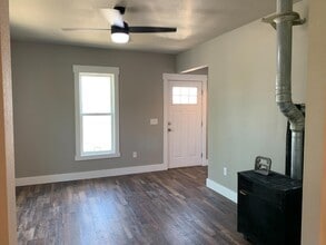 Building Photo - 206 N 18th St