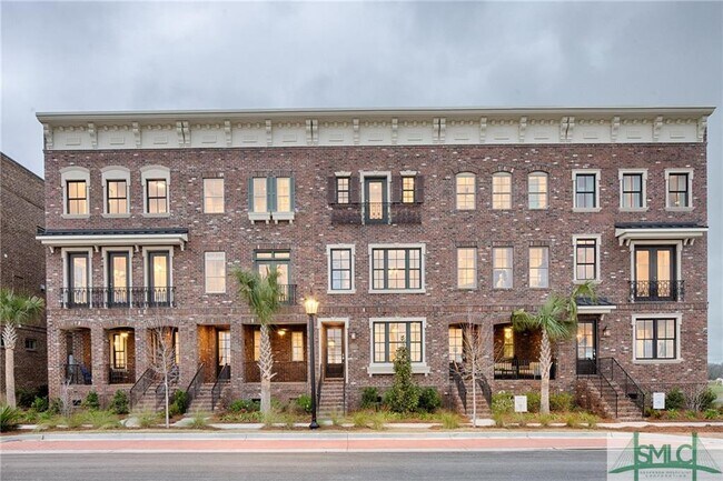 Building Photo - 433 Port St